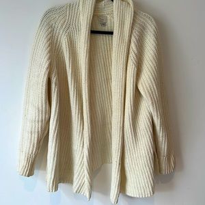 White knit cardigan